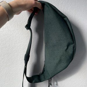 Everlane Fanny Pack